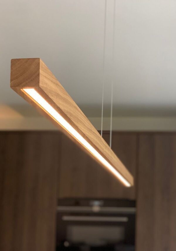 Suspended wooden lamp
